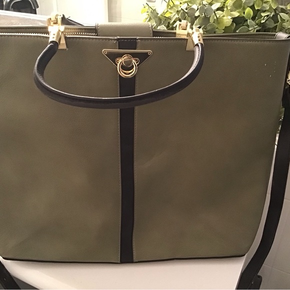 Steve Madden tote purse - Picture 1 of 6